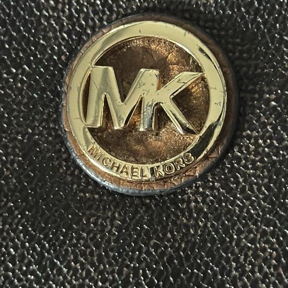 Michael Kors Brown Tan Crossbody Shoulder Purse Gold Hardware Snap Zip Closure - Picture 4 of 9